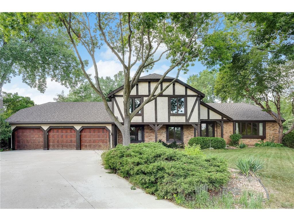9216 Fawnridge Circle Bloomington MN 55437 6428815 image1