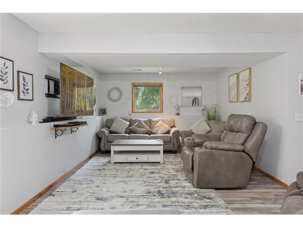 9217 W River Road Brooklyn Park MN 55444 7019159 image18