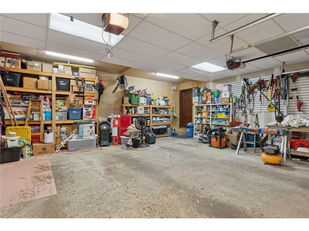 9217 W River Road Brooklyn Park MN 55444 7019159 image36