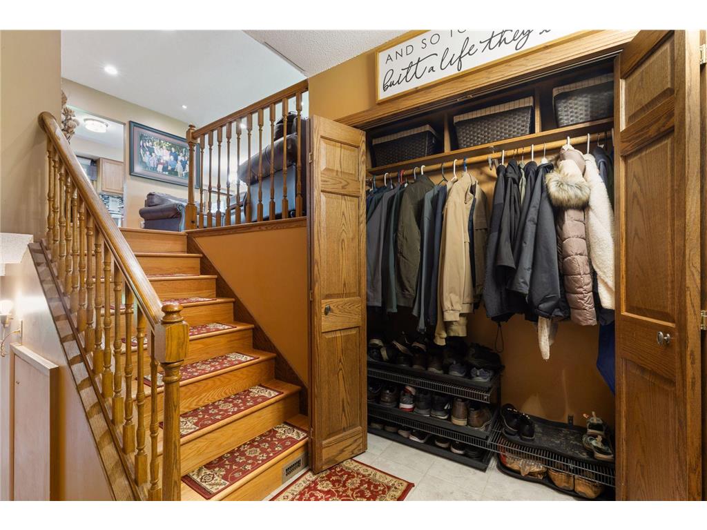 9217 W River Road Brooklyn Park MN 55444 7019159 image39