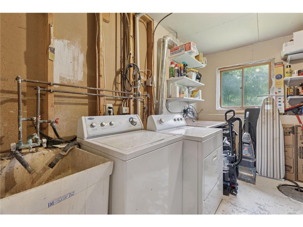 9217 W River Road Brooklyn Park MN 55444 7019159 image41