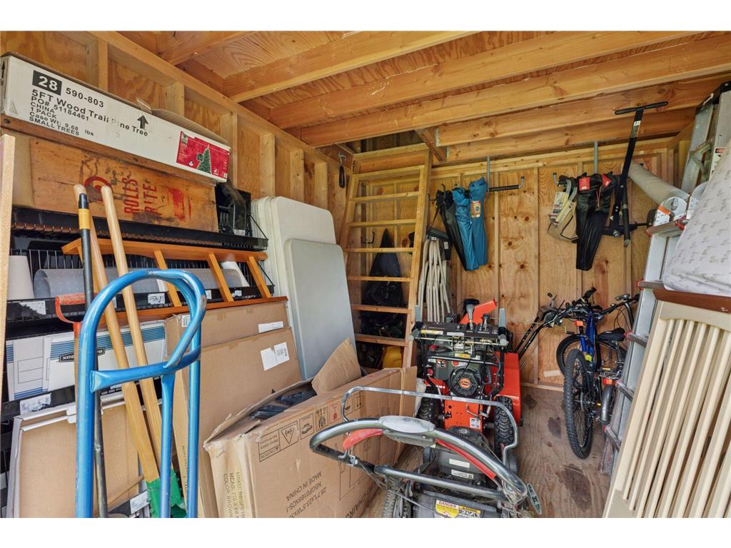 9217 W River Road Brooklyn Park MN 55444 7019159 image43