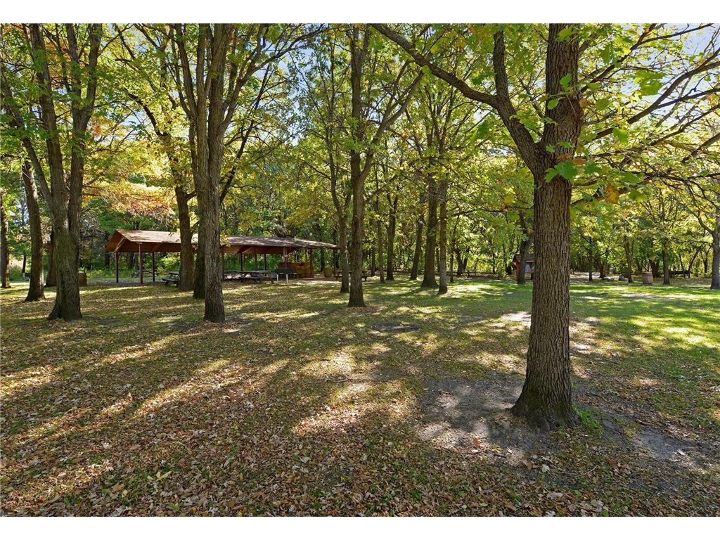 9217 W River Road Brooklyn Park MN 55444 7019159 image56