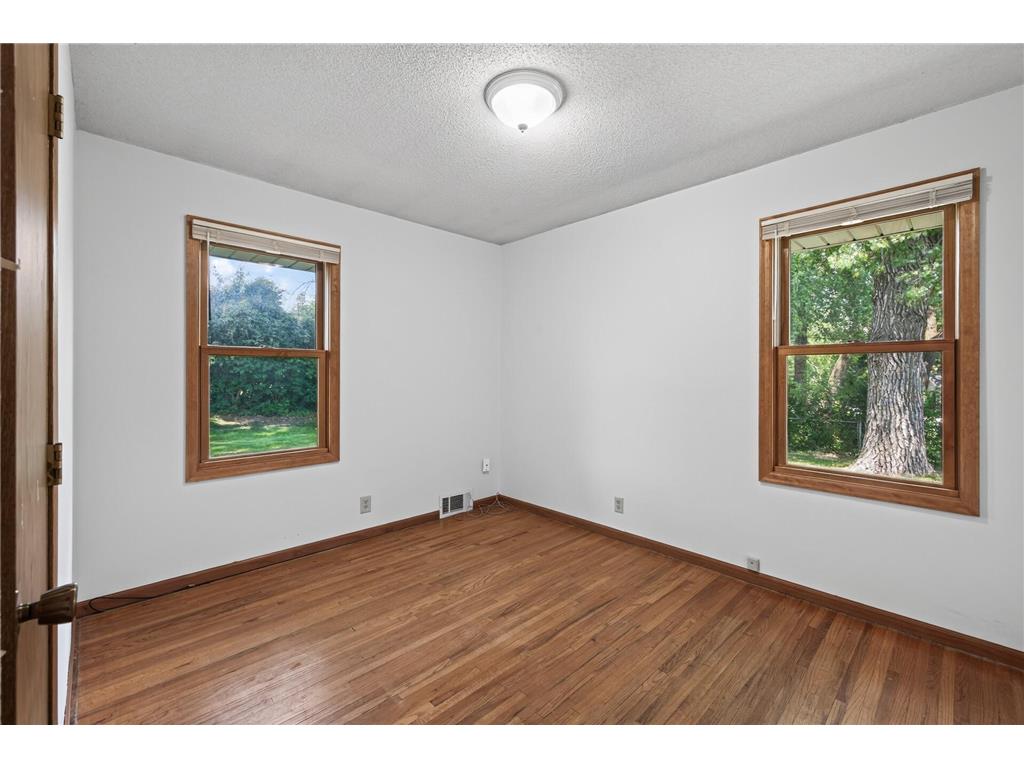 922 23rd Avenue NW New Brighton MN 55112 7110569 image12