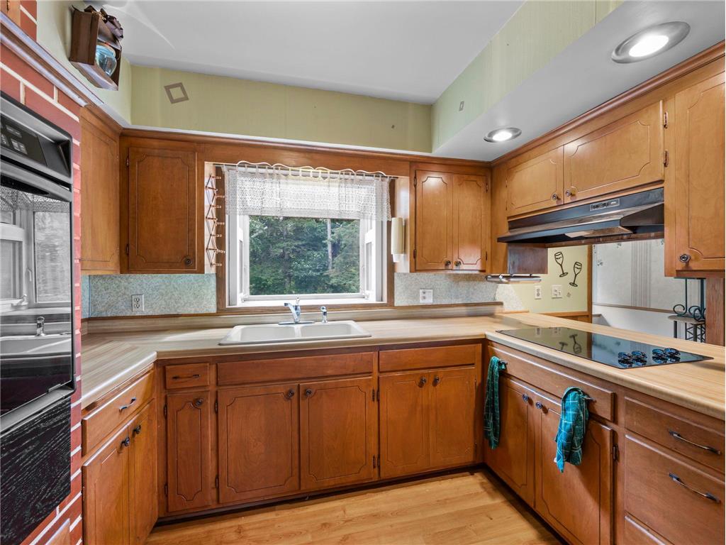 922 248th Street Osceola WI 54020 6777888 image11