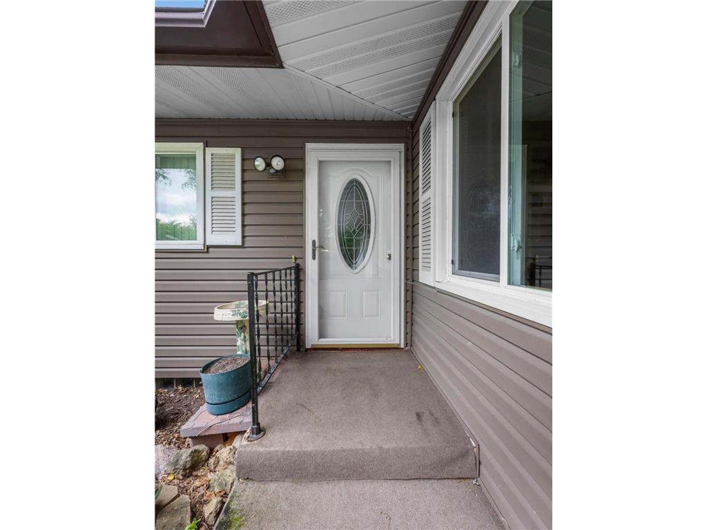 922 248th Street Osceola WI 54020 6777888 image2