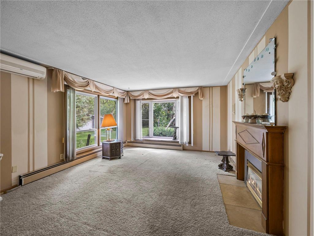 922 248th Street Osceola WI 54020 6777888 image3