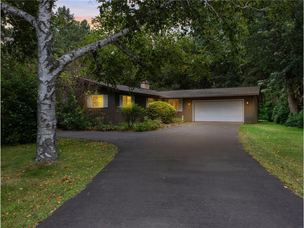 922 248th Street Osceola WI 54020 6777888 image40