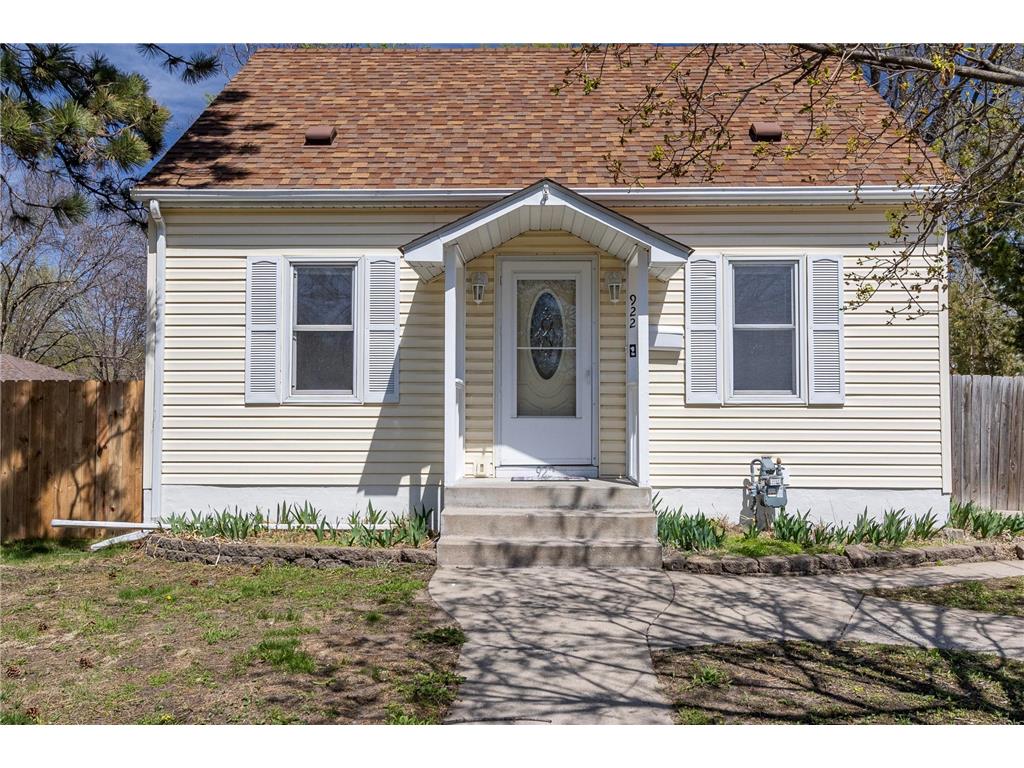 922 53rd Avenue N Brooklyn Center MN 55430 6712138 image1