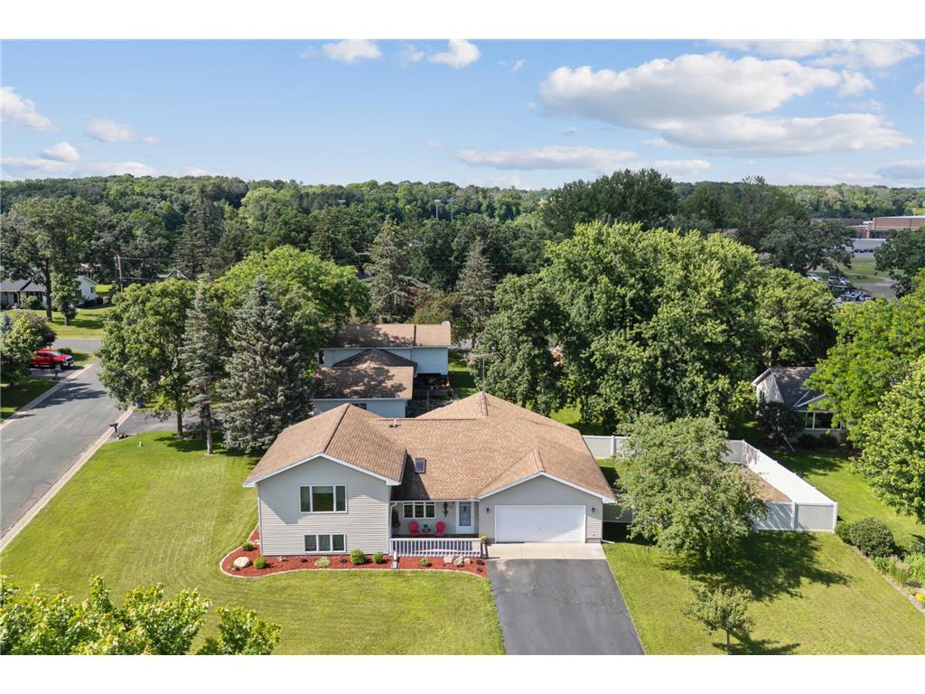 922 Circle Court Osceola WI 54020 6556507 image1