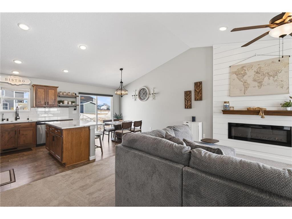 922 Mulberry Avenue NE Montgomery MN 56069 7015911 image11