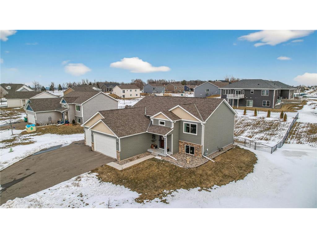 922 Mulberry Avenue NE Montgomery MN 56069 7015911 image2