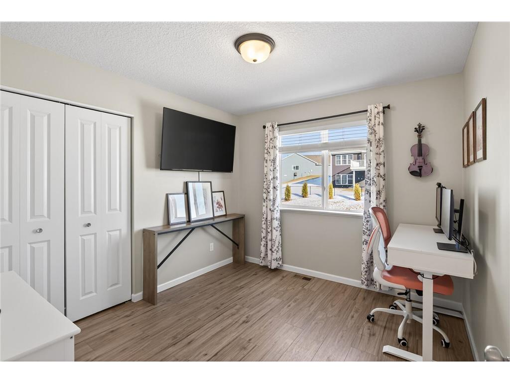 922 Mulberry Avenue NE Montgomery MN 56069 7015911 image20