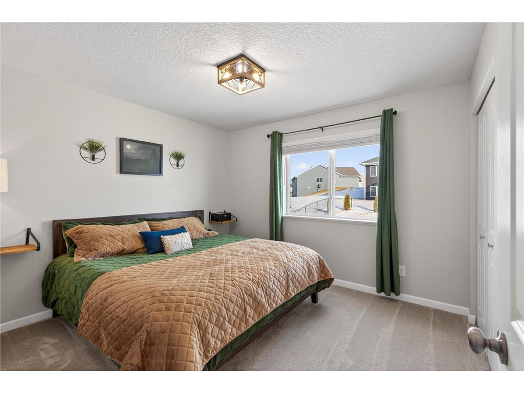 922 Mulberry Avenue NE Montgomery MN 56069 7015911 image22