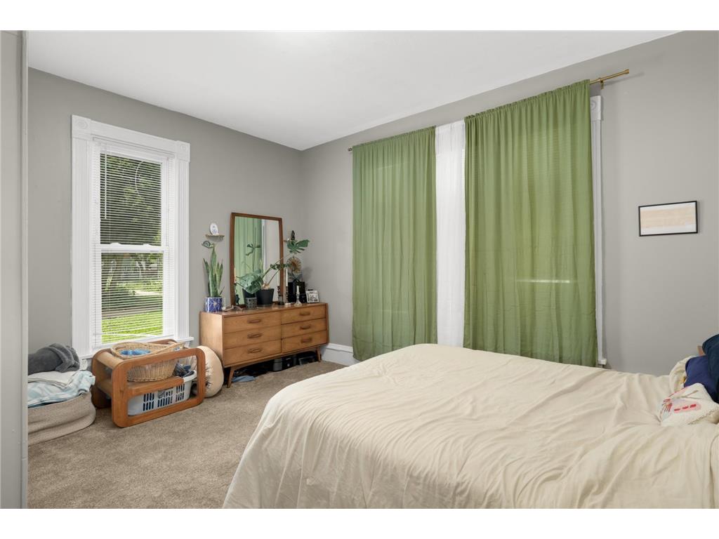 922 NE 18 1/2 Avenue NE Minneapolis MN 55418 7090222 image11