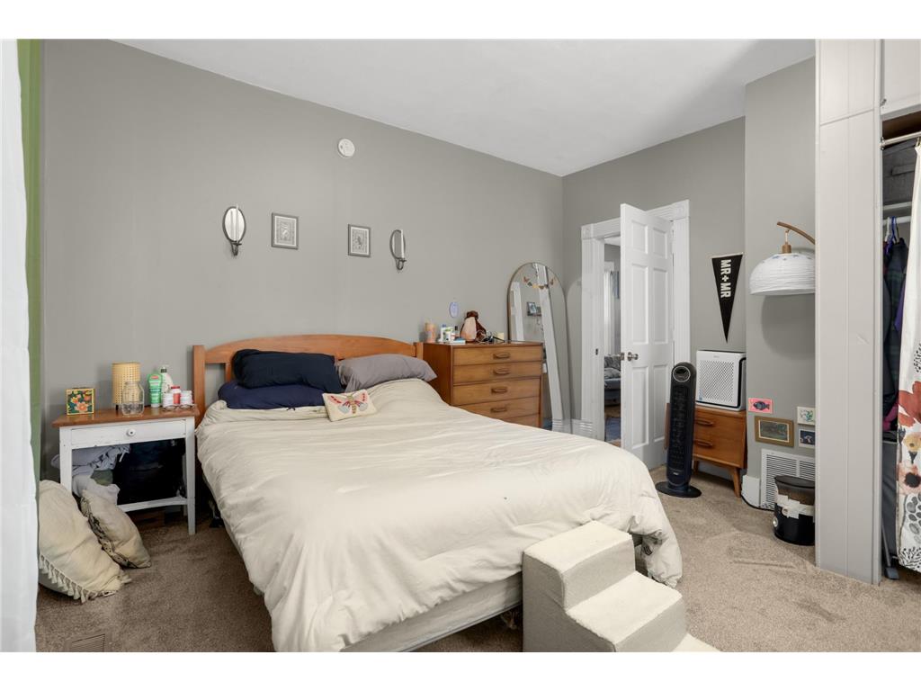 922 NE 18 1/2 Avenue NE Minneapolis MN 55418 7090222 image12
