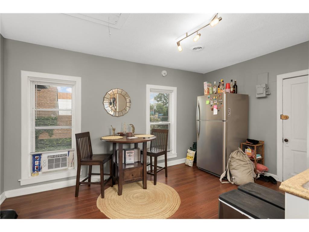 922 NE 18 1/2 Avenue NE Minneapolis MN 55418 7090222 image23
