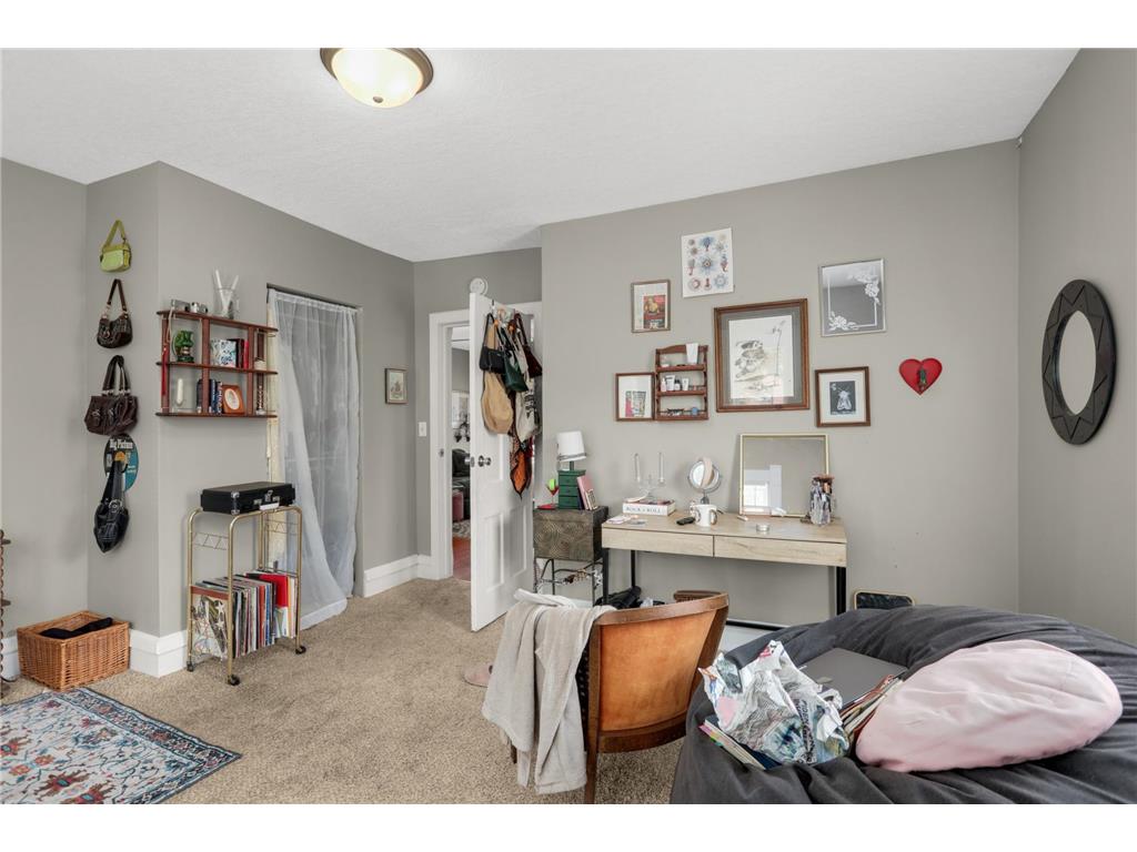 922 NE 18 1/2 Avenue NE Minneapolis MN 55418 7090222 image25