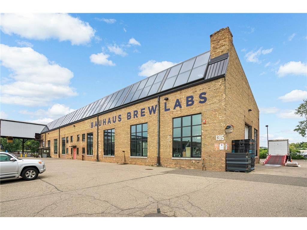 922 NE 18 1/2 Avenue NE Minneapolis MN 55418 7090222 image37