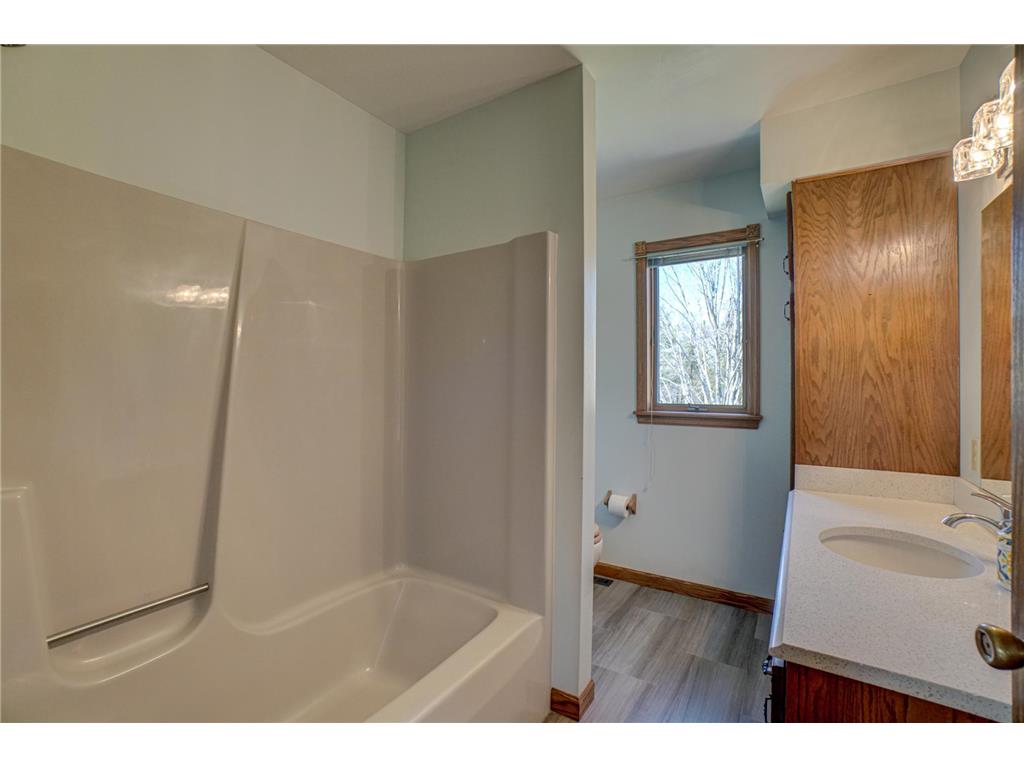 922 Ridge Pass Hudson WI 54016 7059471 image30