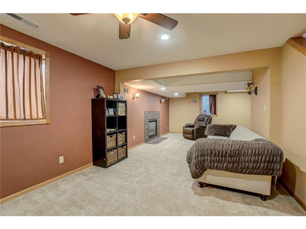 922 Ridge Pass Hudson WI 54016 7059471 image32