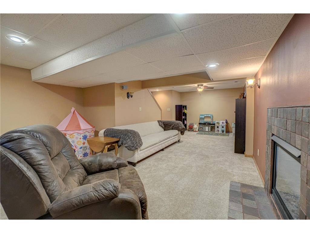 922 Ridge Pass Hudson WI 54016 7059471 image33