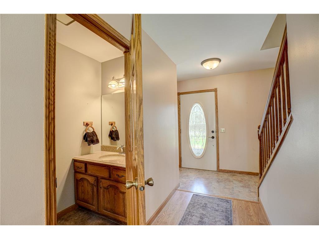 922 Ridge Pass Hudson WI 54016 7059471 image9