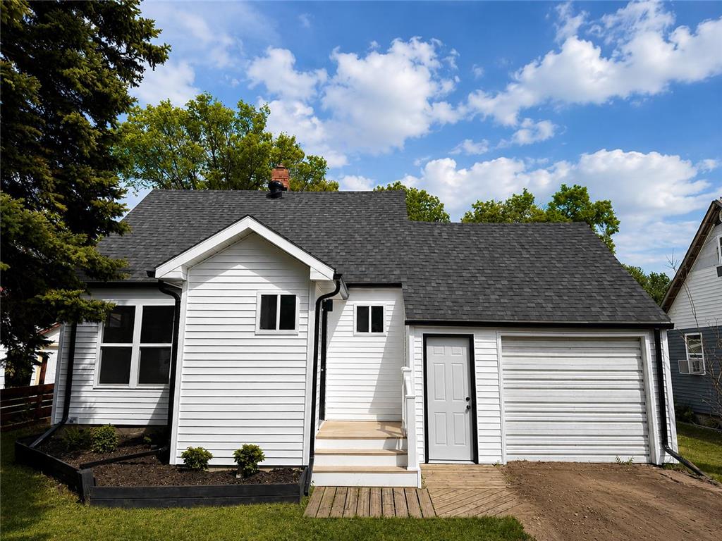 922 Tindolph Avenue S Thief River Falls MN 56701 7086373 image1