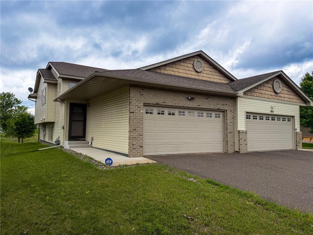 922 Whiskey Road NW Isanti MN 55040 6734566 image1