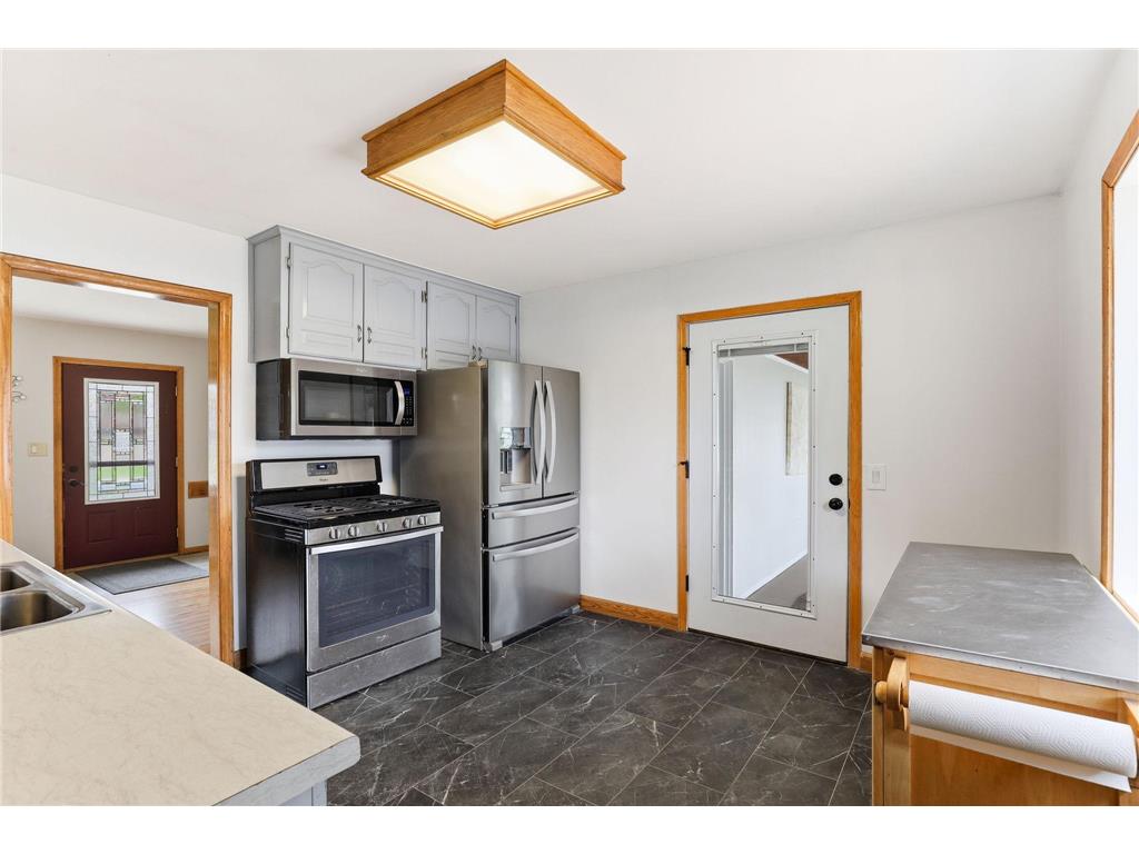9224 15th Avenue S Bloomington MN 55425 7048118 image11