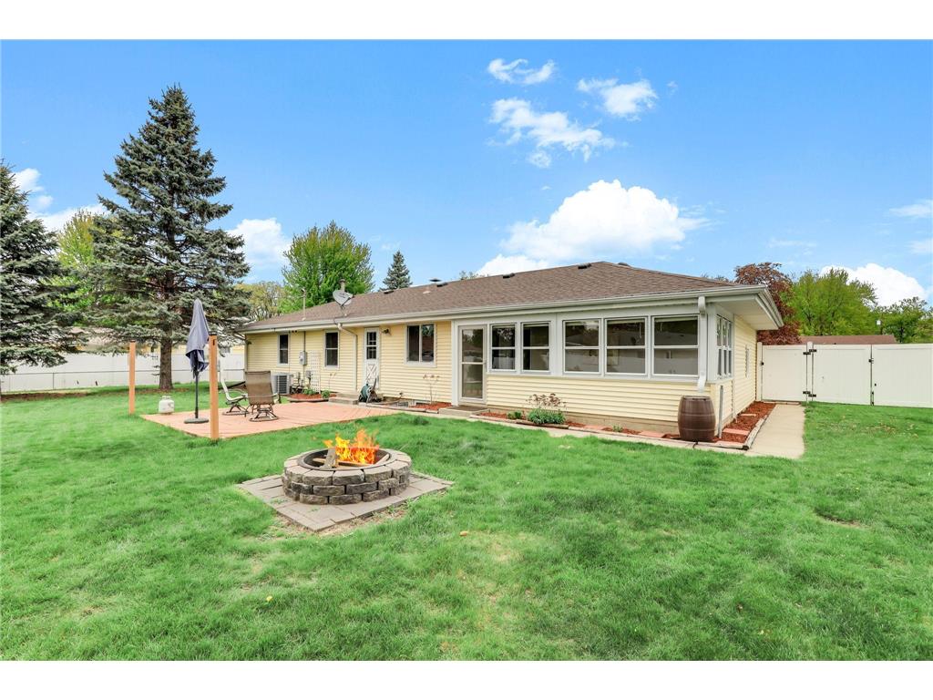 9224 15th Avenue S Bloomington MN 55425 7048118 image2