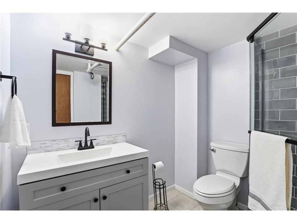 9224 15th Avenue S Bloomington MN 55425 7048118 image21