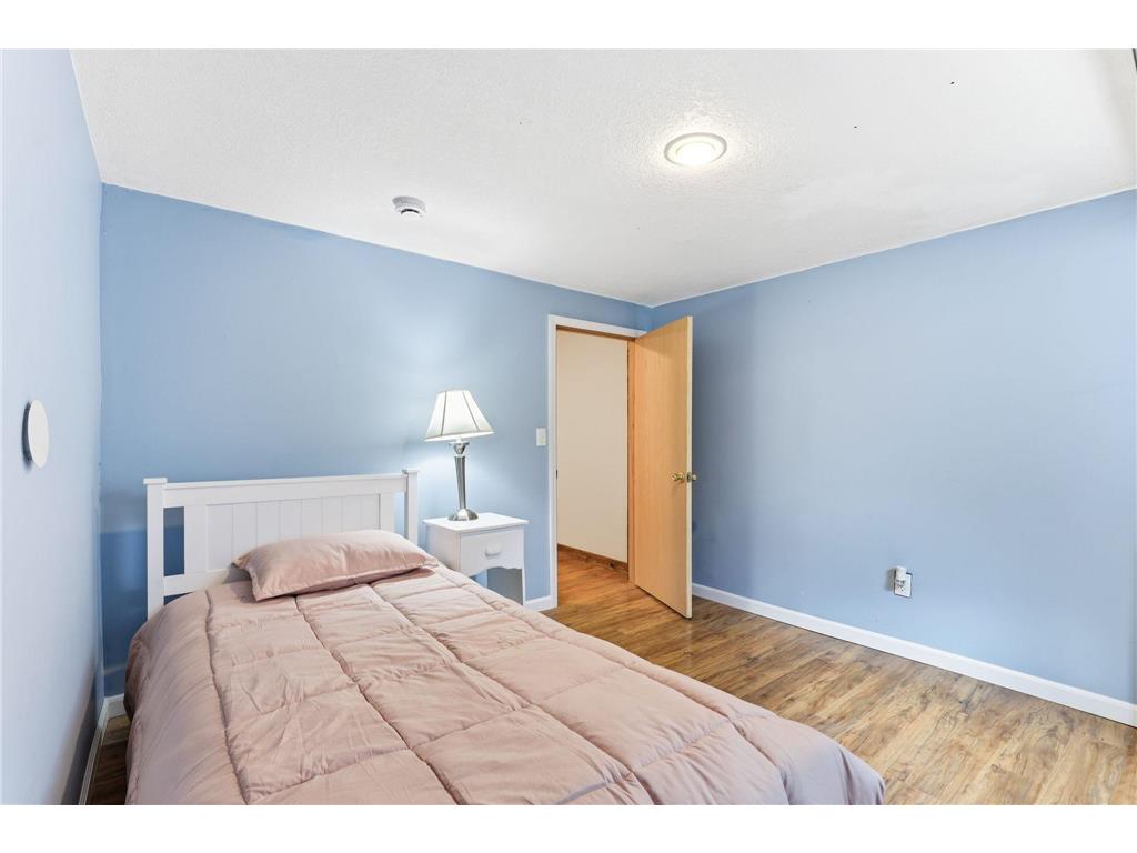 9224 15th Avenue S Bloomington MN 55425 7048118 image25