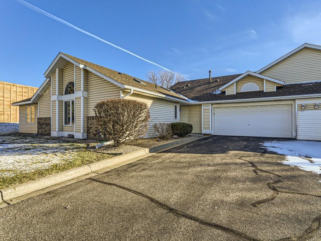 9224 Windsor Lane N, Brooklyn Park, MN, 55443 MLS 6465184 Edina Realty