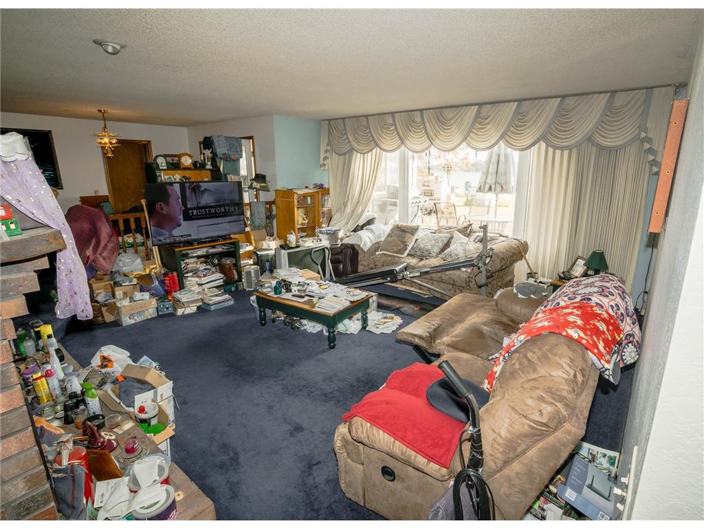 9225 Lake Boulevard Chisago City MN 55013 - Green 6812816 image16