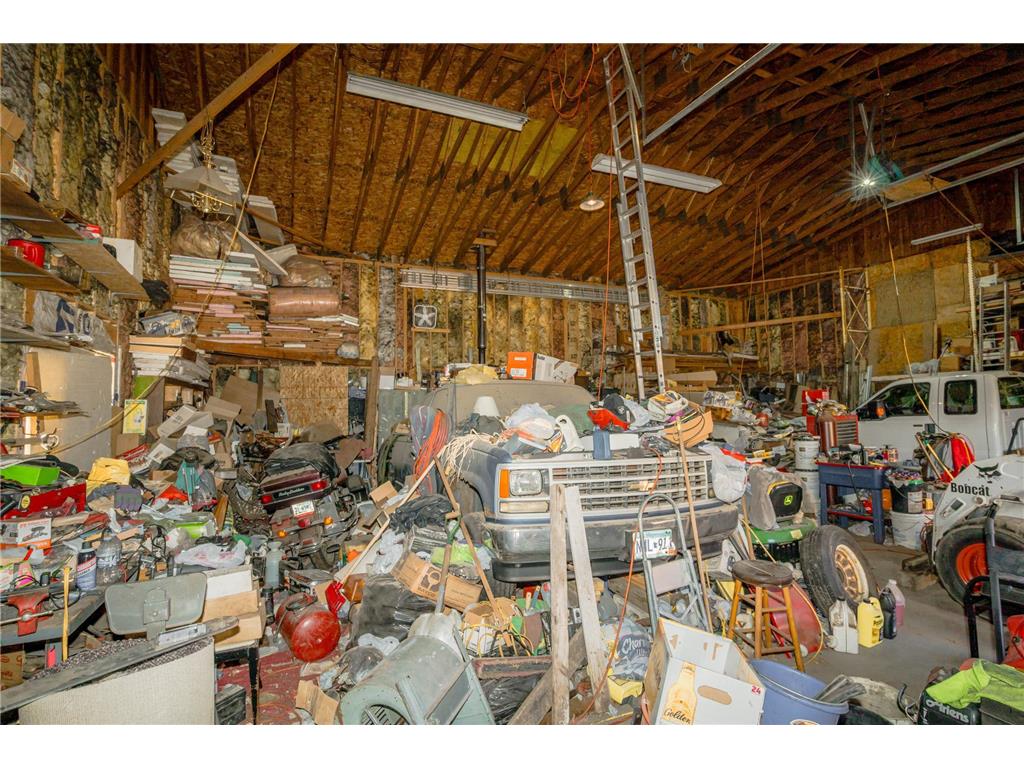 9225 Lake Boulevard Chisago City MN 55013 - Green 6812816 image32