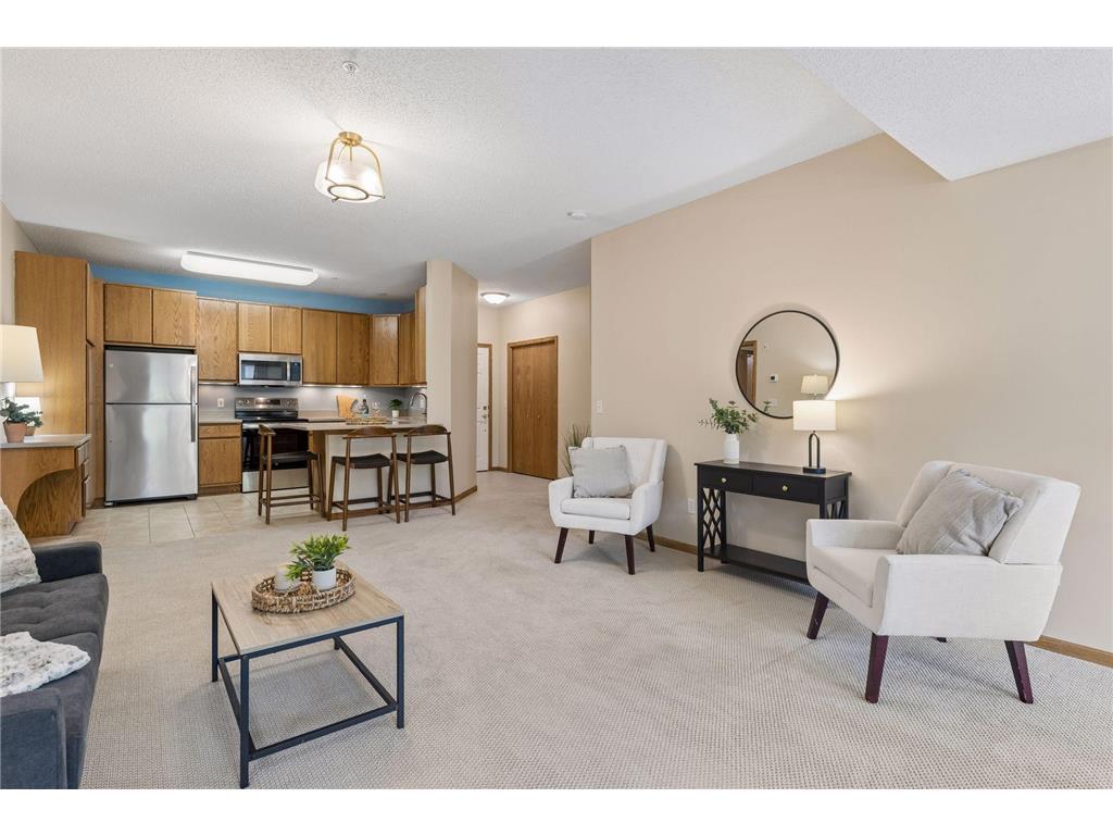 9225 Medicine Lake Road #205B Golden Valley MN 55427 7083927 image10