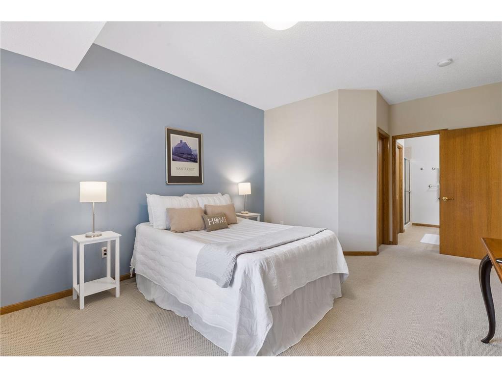 9225 Medicine Lake Road #205B Golden Valley MN 55427 7083927 image14