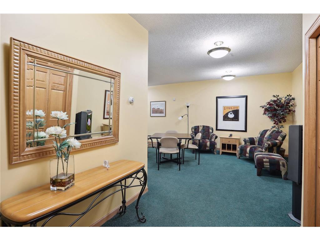 9225 Medicine Lake Road #205B Golden Valley MN 55427 7083927 image27