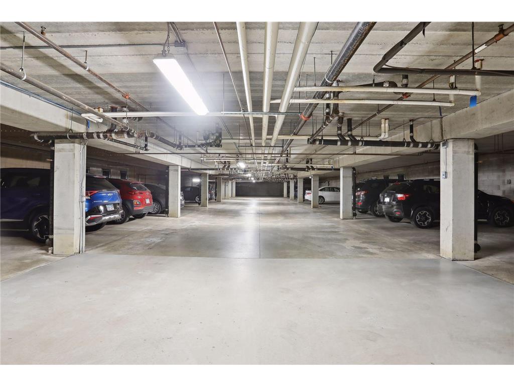 9225 Medicine Lake Road #205B Golden Valley MN 55427 7083927 image30