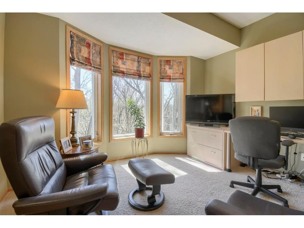 9225 Medicine Lake Road #212B Golden Valley MN 55427 7052910 image10