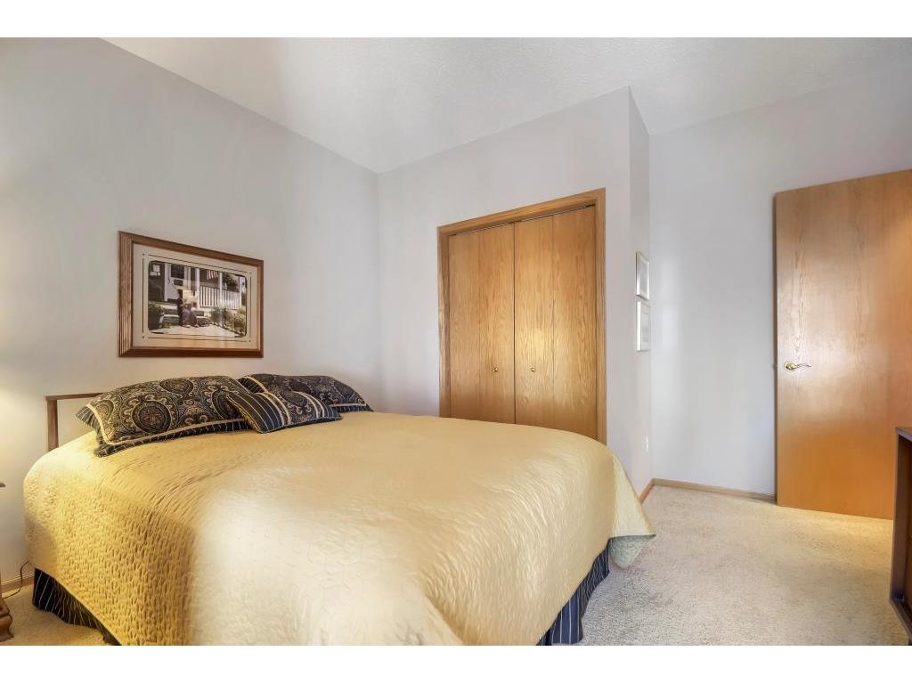 9225 Medicine Lake Road #212B Golden Valley MN 55427 7052910 image25