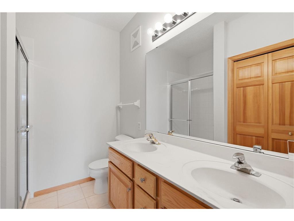 9225 Medicine Lake Road #309B Golden Valley MN 55427 7024997 image21