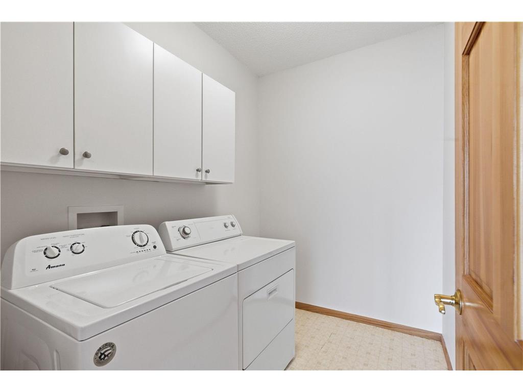 9225 Medicine Lake Road #309B Golden Valley MN 55427 7024997 image23