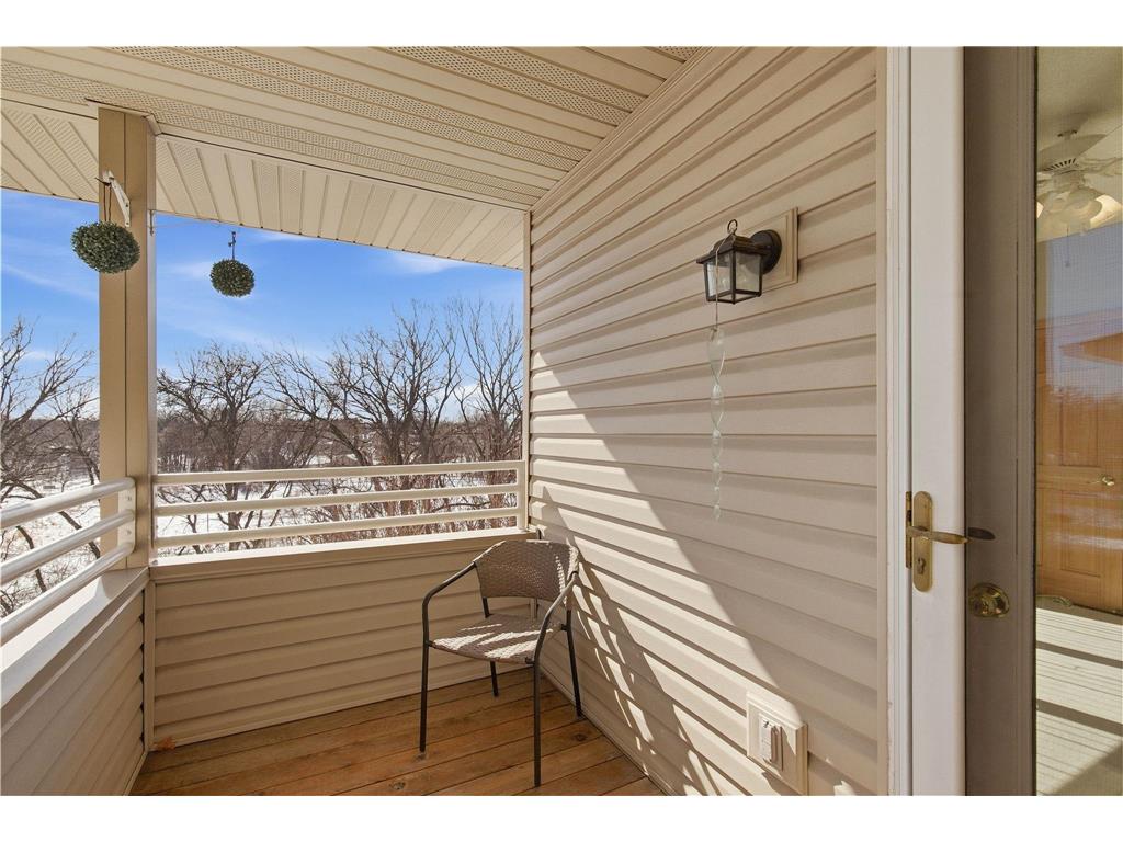 9225 Medicine Lake Road #309B Golden Valley MN 55427 7024997 image24