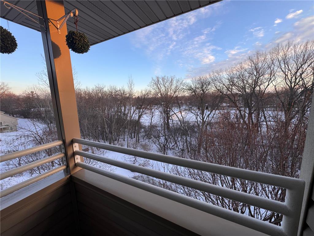 9225 Medicine Lake Road #309B Golden Valley MN 55427 7024997 image26