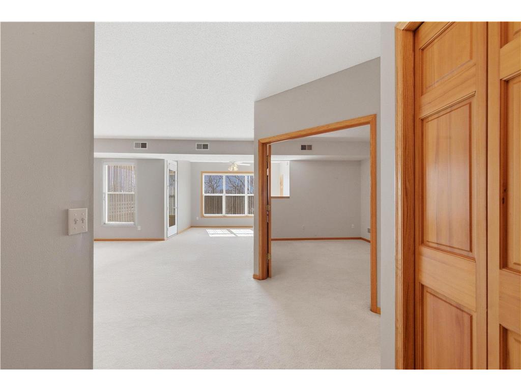 9225 Medicine Lake Road #309B Golden Valley MN 55427 7024997 image4
