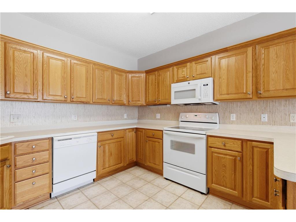 9225 Medicine Lake Road #309B Golden Valley MN 55427 7024997 image7