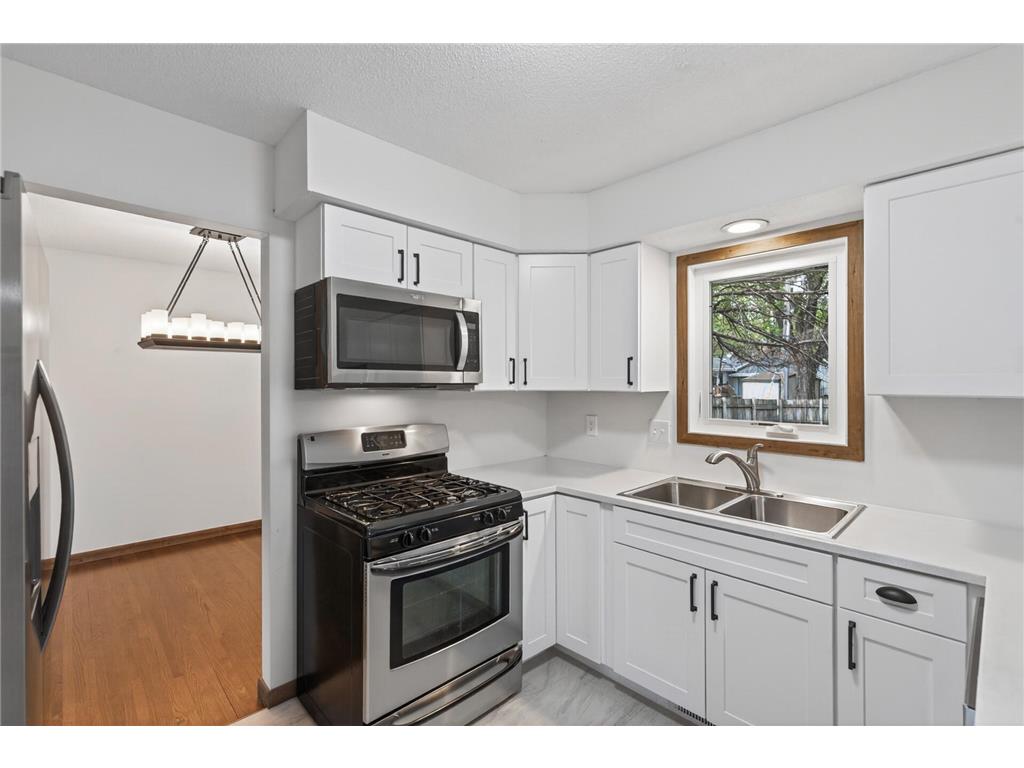 9225 Northwood Parkway New Hope MN 55427 7078064 image10