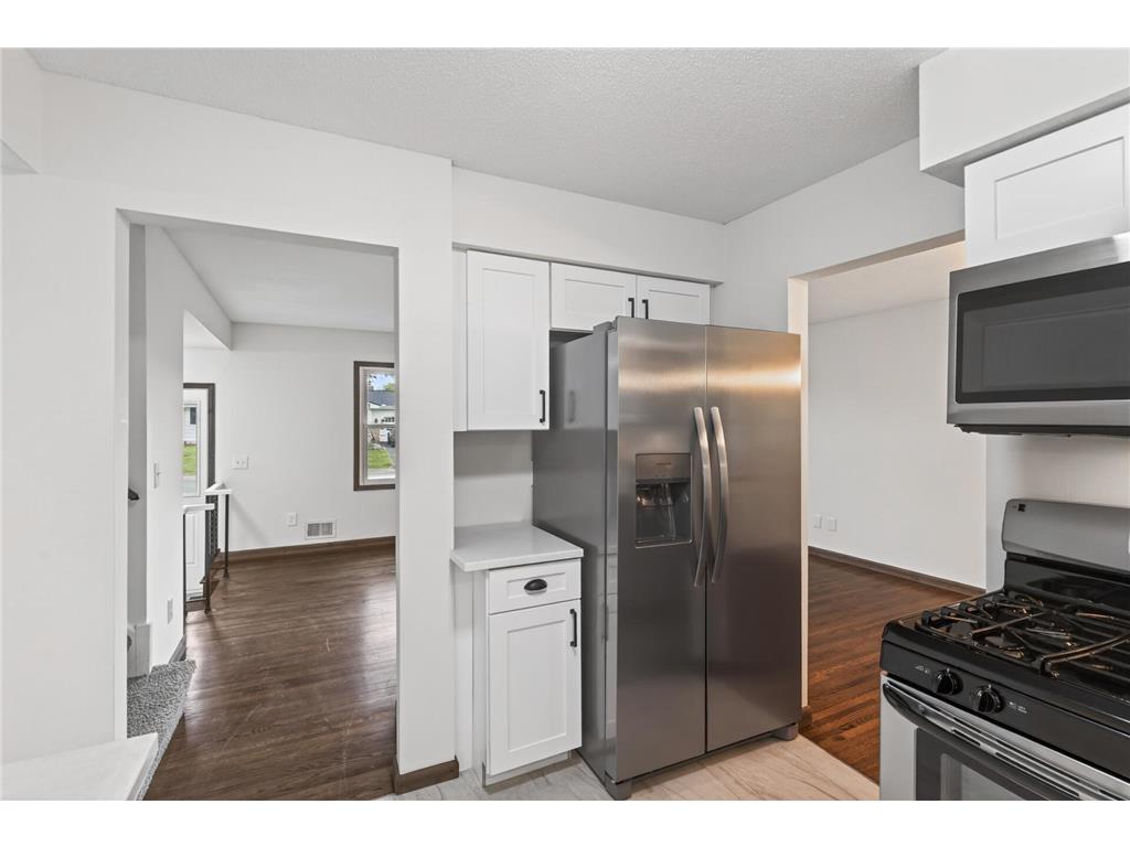 9225 Northwood Parkway New Hope MN 55427 7078064 image11